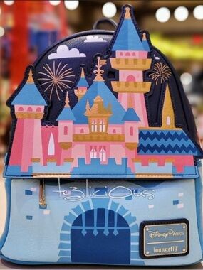 ✨ Loungefly Disneyland Fantasyland Castle Mini Backpack – Rare Park Exclusive ✨